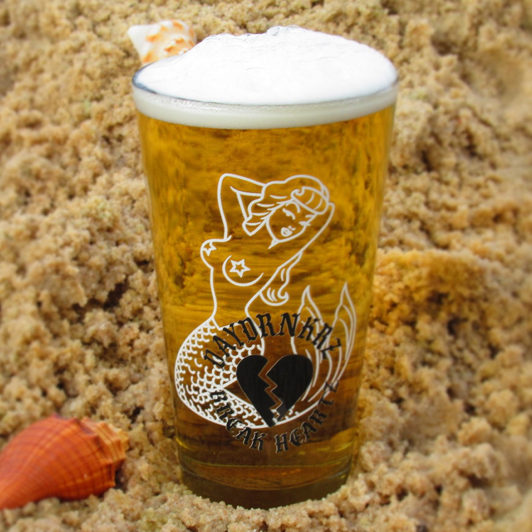Daydrnkrz “Heart Breakrz" Pint Glass